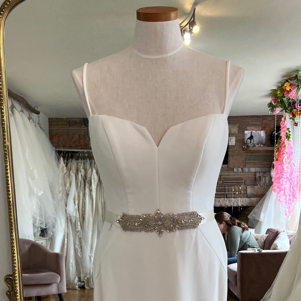 Untamed Petals Bridal Belt